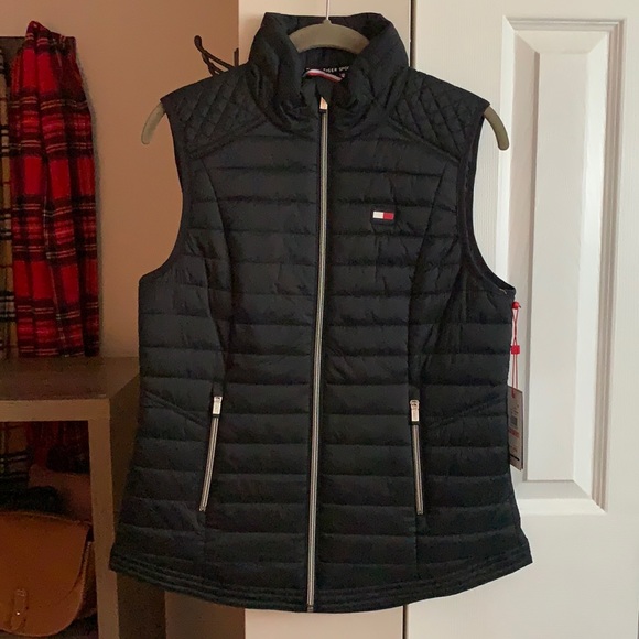 Tommy Hilfiger Jackets & Blazers - Tommy Hilfiger Quilted Puffer Vest Black Size Small NWT 💋